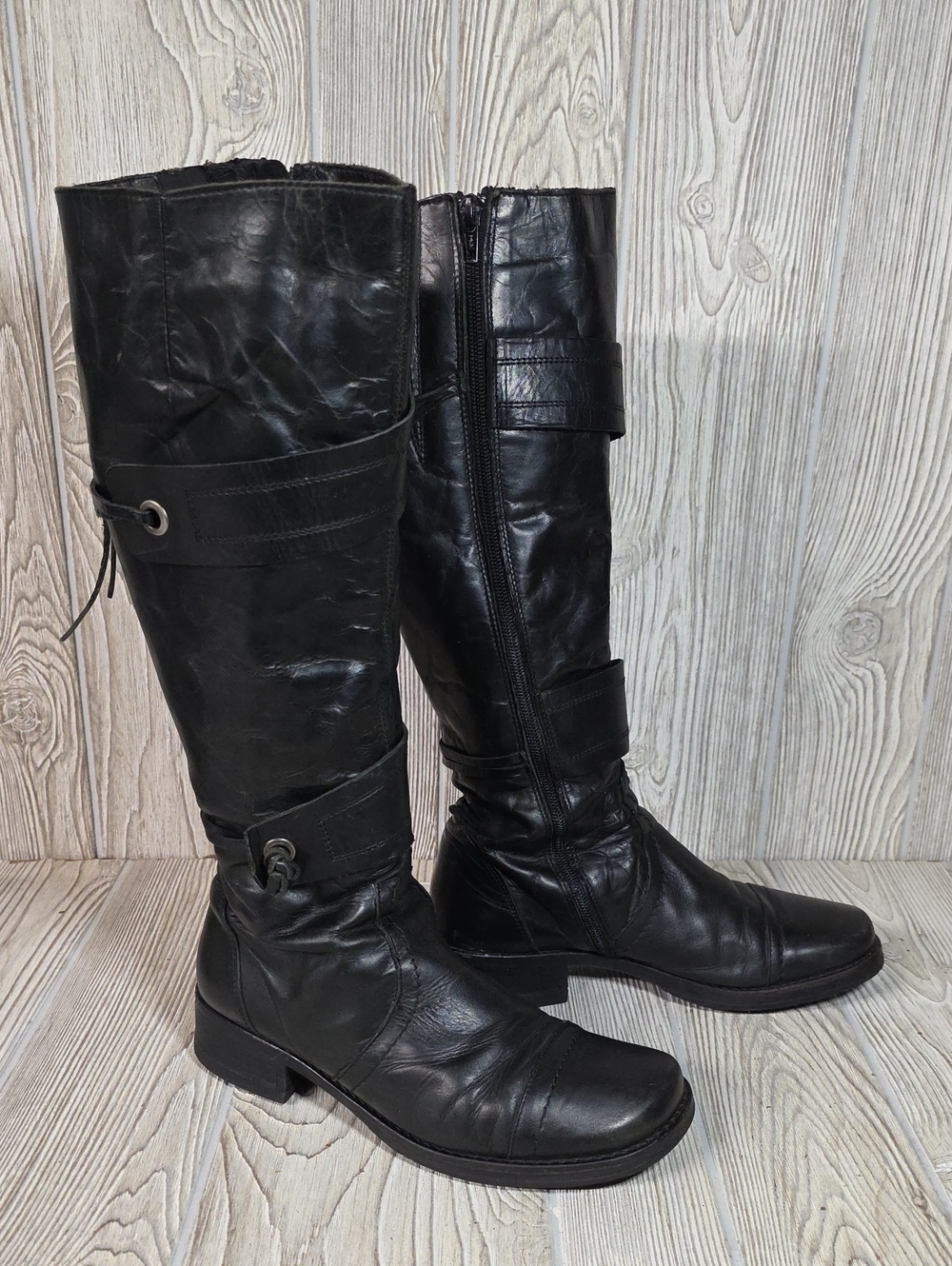 Via Via Black Crinkled Leather Knee High Riding Boot Womens Size 39 US Size 8.5